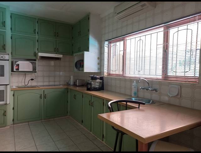 3 BEDROOM FREEHOLD FOR SALE IN UMTENTWENI